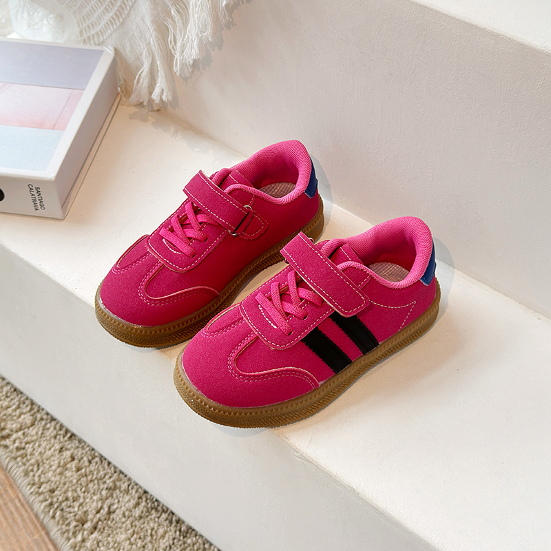 PU Leather Sneakers For Childr – обзор и цена Badminton Junior